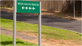 Single-Faced Pylon Signs